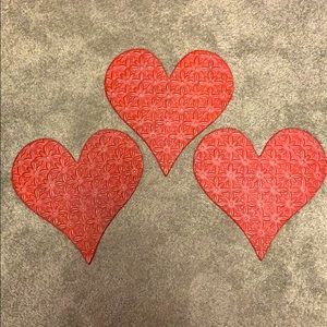 Red metal wall art hearts